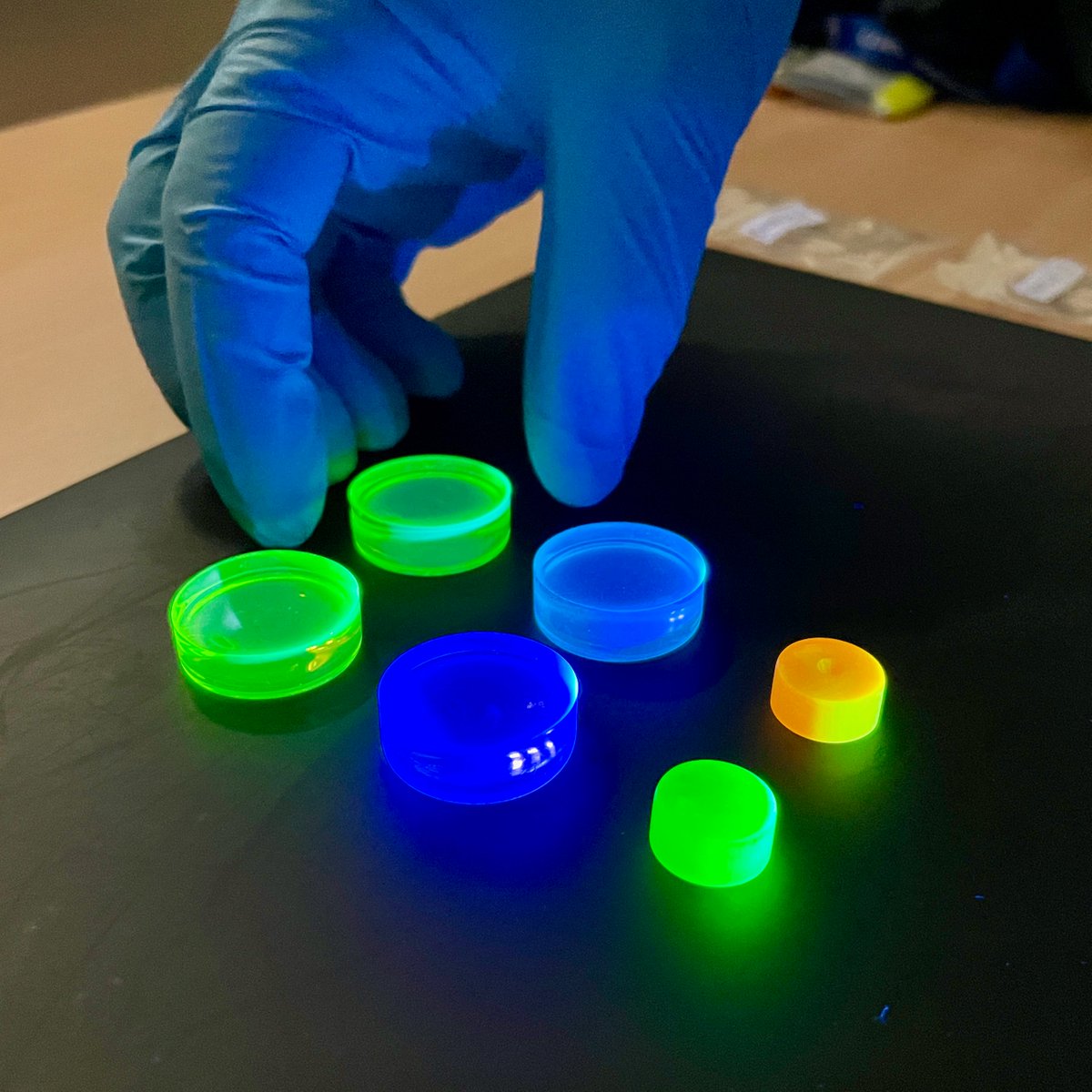 Scintillator samples for the HIKE experiment, using innovative materials with brighter and faster emission and better radiation resistance than conventional ones. Two of the samples make use of perovskite “quantum dots”, for which the 2023 Nobel Prize in Chemistry was awarded.”