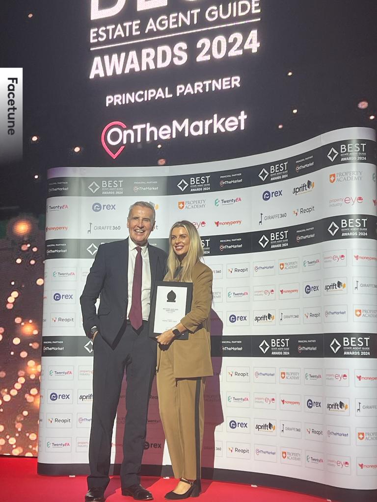 LL_EstatesLtd's tweet image. Feeling proud after this award confirmed we are officially ranked within the top agents in the entire UK for our sales results, marketing and levels of customer service! Only agents who meet the incredibly high standards of #bestestateagentguide are honoured this way.
#northwales