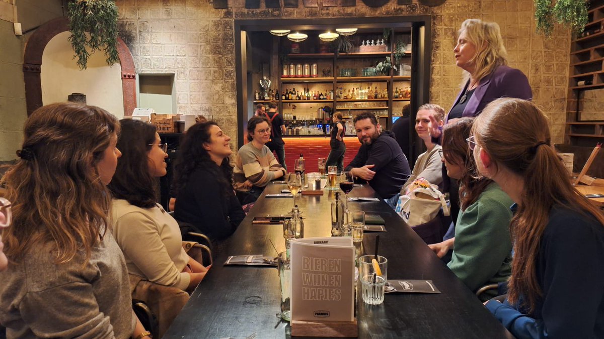 NeuroD_Lab_LUMC's tweet image. After a great defense in September, we unfortunately had to say goodbye to Elena last Friday :( She will continue her scientific journey as a postdoc in the lab of Elly Hol at the UMC Utrecht! We wish Elena all the best and hope to see her again soon :)