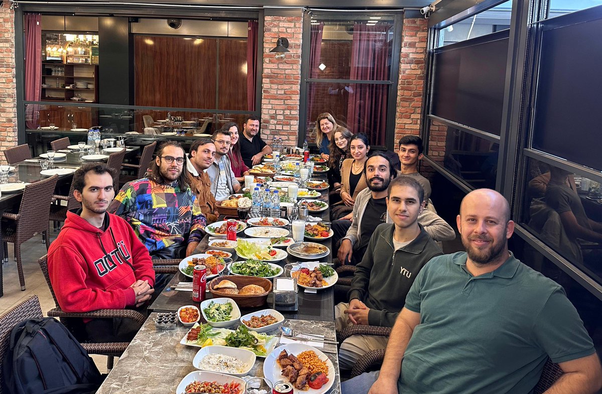 polonomrobotics's tweet image. ROBOTİM projemizin başarılı bir şekilde sonuçlanmasının gururunu ve mutluluğunu yaşıyoruz. Nice projelerimize ✨
#polonomteknoloji