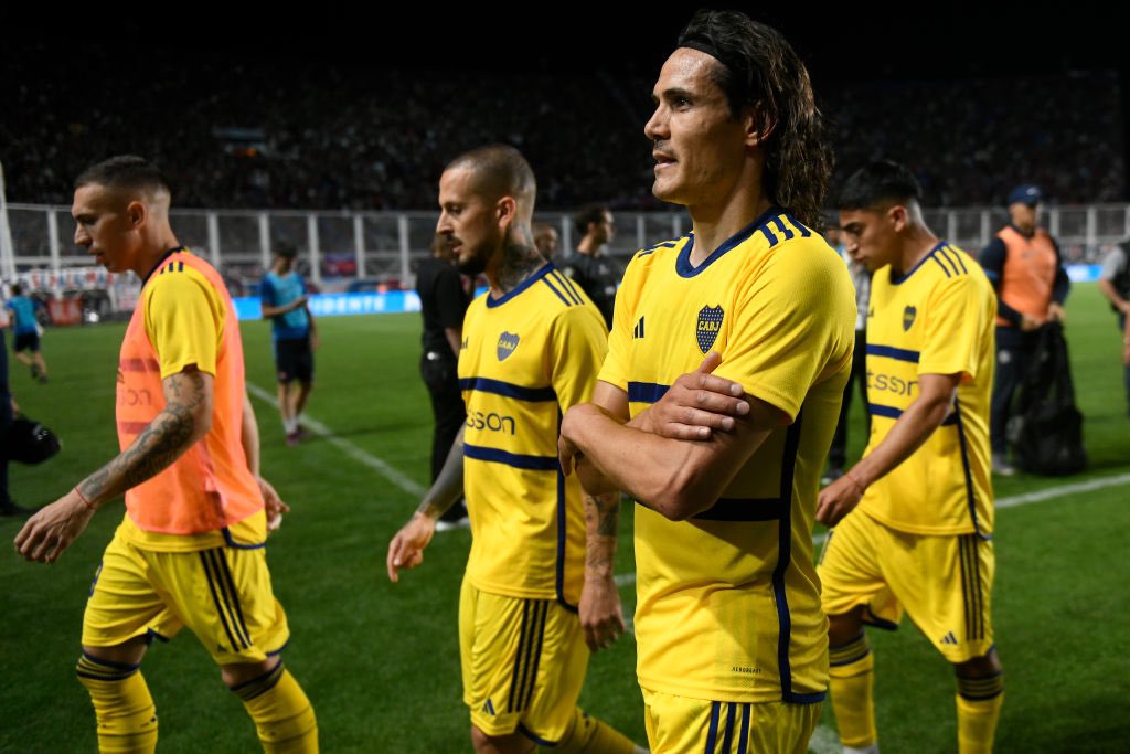 LucasGianno's tweet photo. La mentira mas grande del fútbol argentino. 

Hubiese estado bueno que juegue ayer para ver que tanto hacia en la cancha… https://t.co/sLYPslapWt
