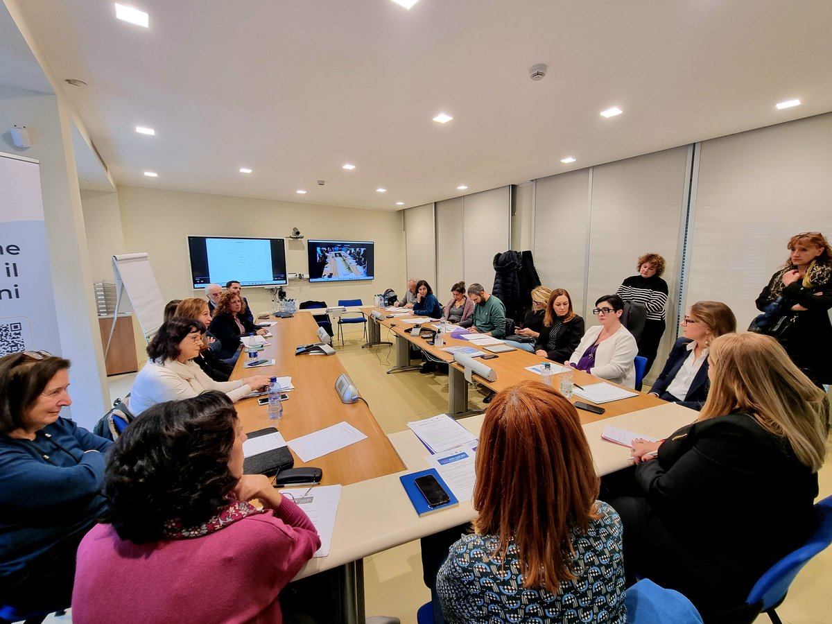 Federmeccanica's tweet photo. #GENERIamoCultura |Fondamentale il supporto di associazioni che dedicano la loro attività al tema del contrasto alla #violenzadigenere . La testimonianza di Lara Bellati di #TelefonoDonna attiva sul territorio di #Como e partner #SISME nella realizzazione di iniziative aziendali https://t.co/UwmnHkfARH