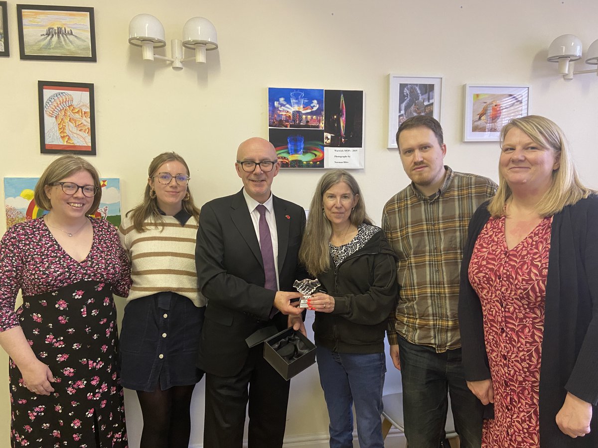 Coventry and Warwickshire Partnership NHS Trust (@cwpt_nhs) on Twitter photo Our Community Mental Health Transformation Experts by Experience recently met with <a href="/MattWestern_/">Matt Western MP 🌹 🇬🇧🇨🇦</a> MP following their win in the Community Awards earlier this year, and discussed their roles and the transformation programme. Our Community Mental Health Transformation Experts by Experience recently met with <a href="/MattWestern_/">Matt Western MP 🌹 🇬🇧🇨🇦</a> MP following their win in the Community Awards earlier this year, and discussed their roles and the transformation programme.