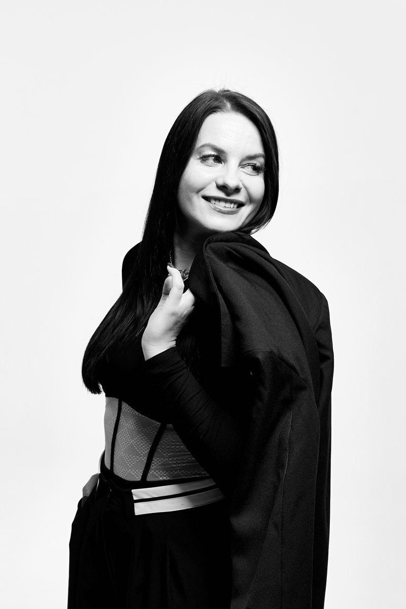 Lena Royal Partners tweet media