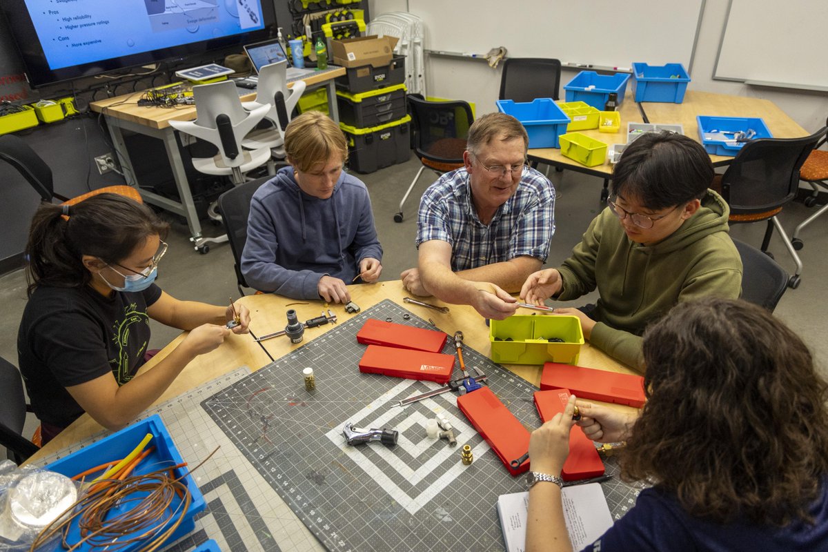 UNC College of Arts and Sciences tweet media