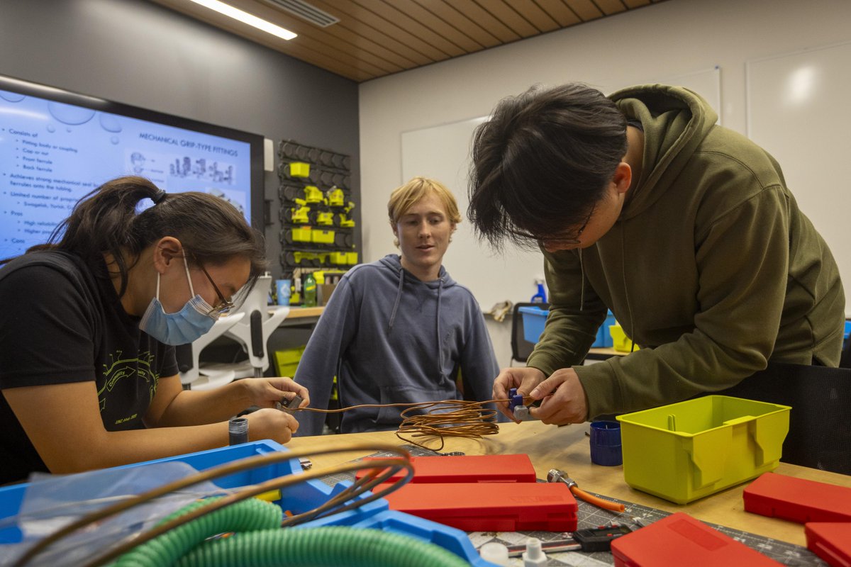All smiles at a recent BeAM workshop, part of #UNCResearchWeek 🐏

<a href="/UNC_BeAM/">UNC BeAM</a> 
📸 Megan Mendenhall / @UNCResearch