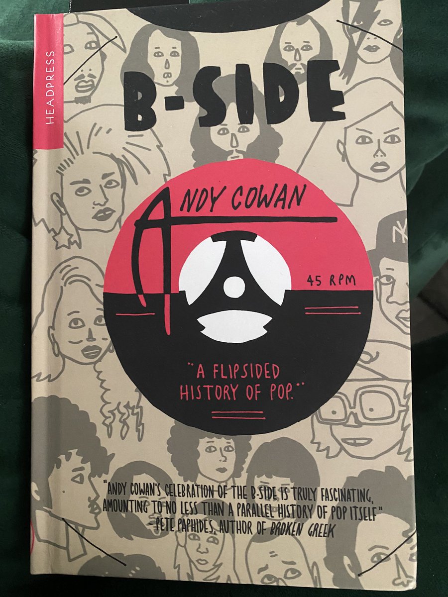 caroline lee tweet media