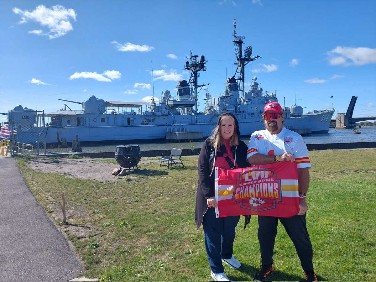 64AllPro's tweet photo. Thankful to have the opportunity to be a part of preserving a part of history along with some great people. The USS Edson! #30DaysOfThankfullness Check out https://t.co/B2SiyQoj4M for our #AOK project. https://t.co/Ndl3lXH1u8