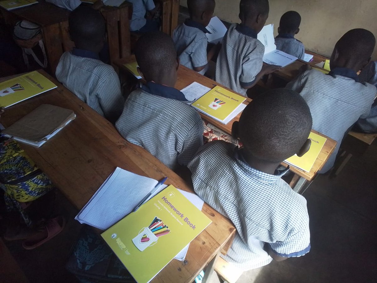 NZEYIMANAJeand3's tweet image. When pupils are learning with #teaching materials,this will make #learning more engaging, practical and effective 💪.  @RwandaEQUIP schools in @rulindodistrict . 
#EffectiveLearning #RwandaEQUIP
@REBRwanda @Rwanda_Edu @gtwagirayezu @Ntabwobajules @NewGlobeEdu