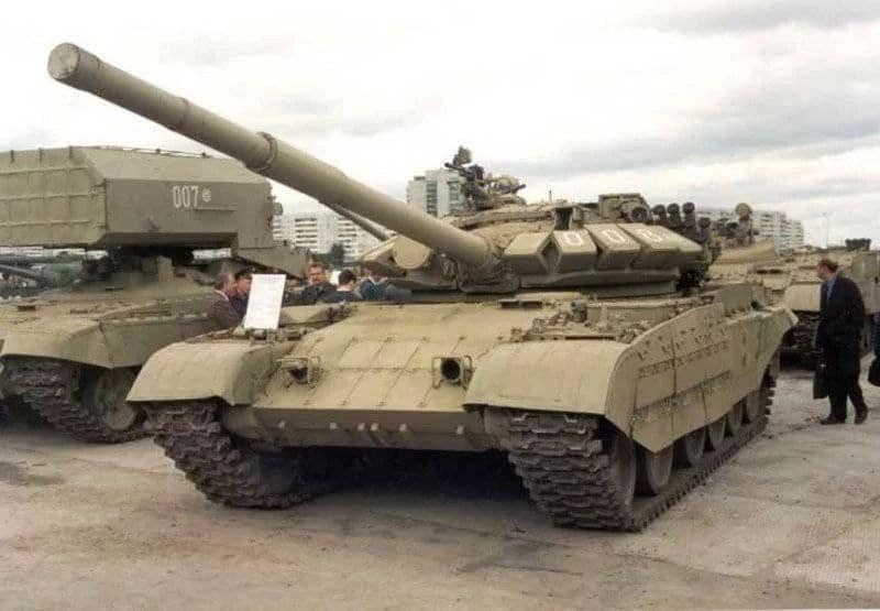 TRUFAULT's tweet photo. Modernizaciรณn del #T55ะ6 con la torre de un #T72B
๐ท๐บ
#Tank #tanka #carrodecombate #experimentos #hoistoria #militar #arma #weapon https://t.co/Vn8yRafsKW