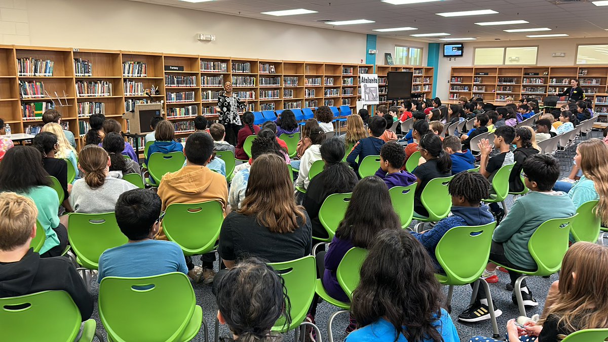 So exited to have Linda Gotham storytelling to the 6th grade <a href="/MPMSleopards/">Mills Park Middle</a> today! 
<a href="/Raiford1/">Dr. Stephanie Raiford</a>