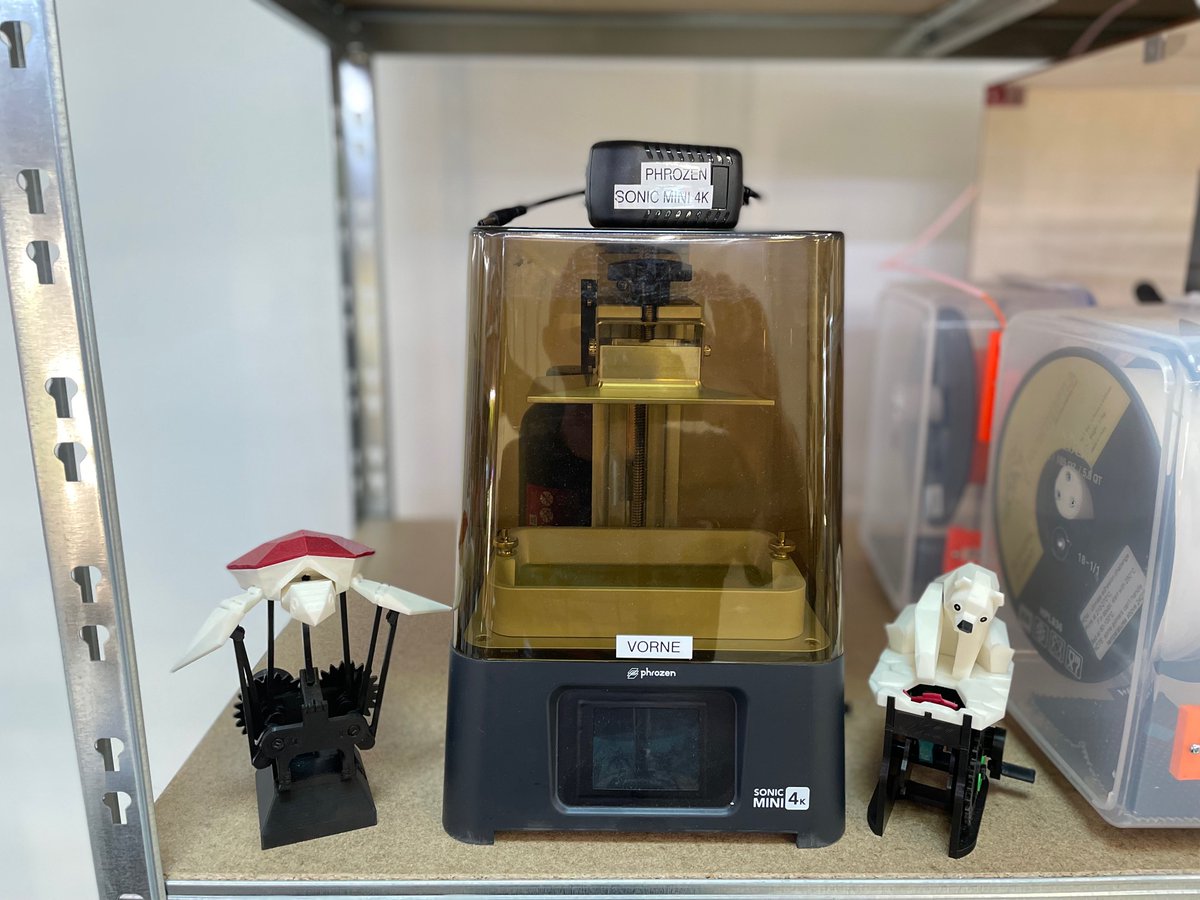 makerhafen's tweet photo. Gleich um 18 Uhr geht es los mit unserem Einführungskurs an den 3D-Druckern.
Wir freuen uns auf Euch!
https://t.co/zAEkRIs6VI
#Makerspace #Hamburg https://t.co/7tWsrEnAjG