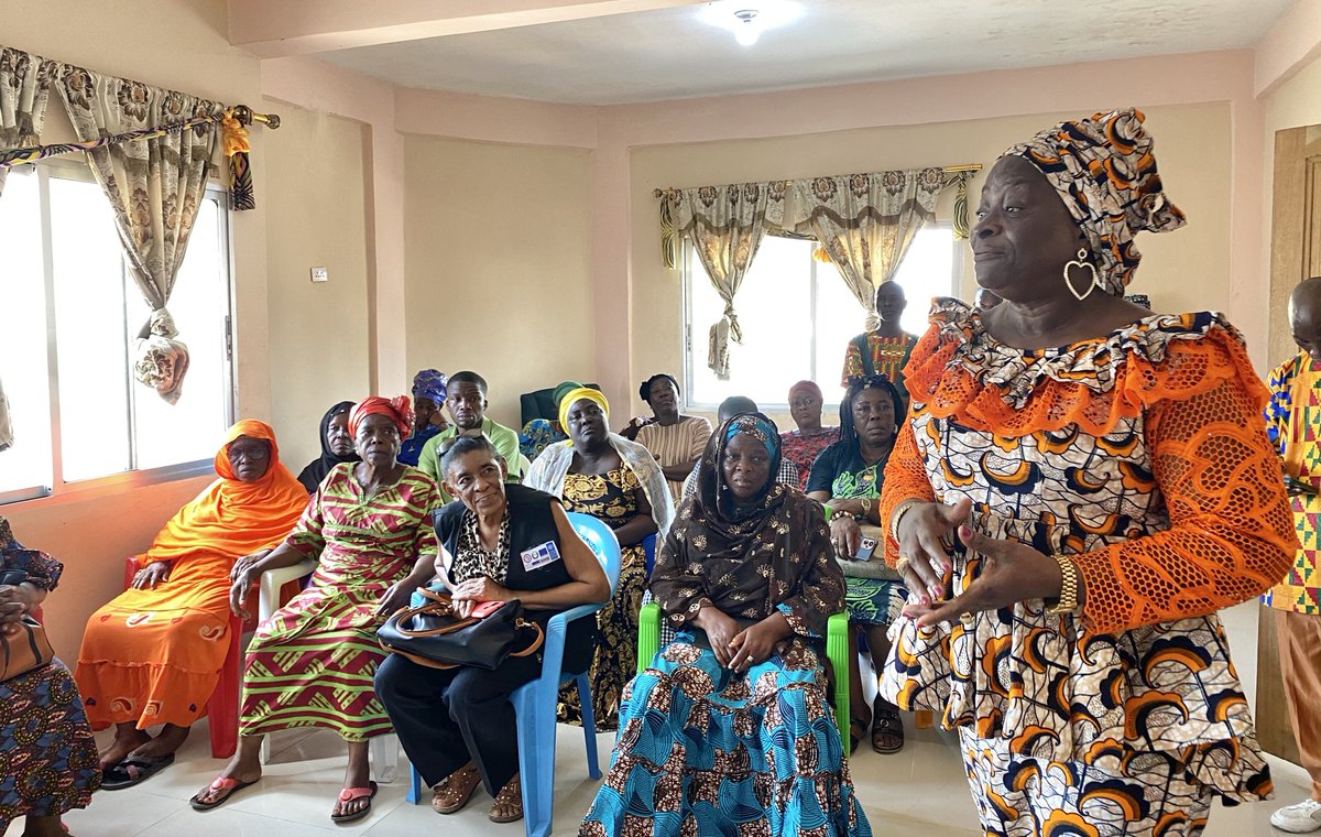 Eminent Women of <a href="/angiebrooksic/">Angie Brooks International Centre (ABIC)</a> Women's Situation Room-Liberia engage with the Traditional Council of Chiefs &amp; Elders of Liberia ahead of the Presidential Run-off election.
With support from <a href="/UNDPLiberia/">UNDP Liberia</a>  <a href="/SwedeninLiberia/">Embassy of Sweden in Liberia</a> #EU <a href="/Irish_Aid/">Irish Aid</a>