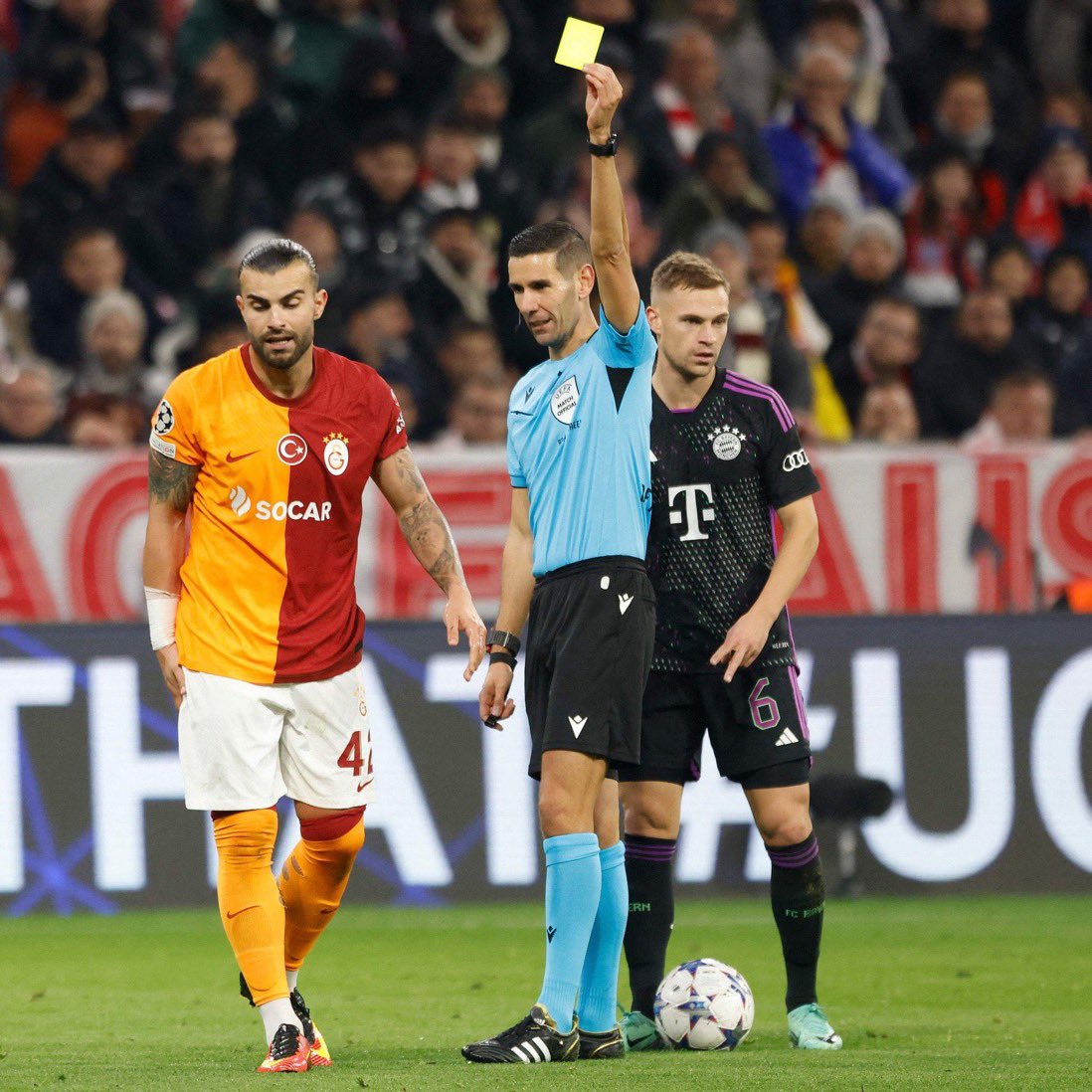 VerKaç Digital (@verkacdigital) on Twitter photo 🚨Bayern Münih - Galatasaray maçını yöneten Portekizli hakem Antonio Nobre’ye UEFA 1 yıl Şampiyonlar Ligi maçı vermeme kararı aldı. (<a href="/sporundibicom/">Sporun Dibi</a>) 🚨Bayern Münih - Galatasaray maçını yöneten Portekizli hakem Antonio Nobre’ye UEFA 1 yıl Şampiyonlar Ligi maçı vermeme kararı aldı. (<a href="/sporundibicom/">Sporun Dibi</a>)