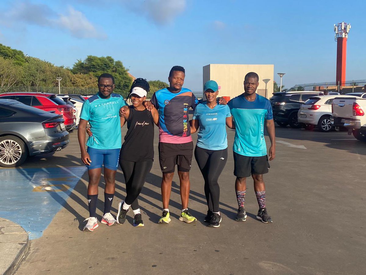 #ChairmansRun Thursday & we’re still in #MensHealthMonth and taking part in #Movember continuing to run in efforts to raise awareness about the importance of #menshealth & the preservation thereof!
Well done to our members!!

#ChairmansRun
#Reakitima 
#BlueWave 
#WCAC