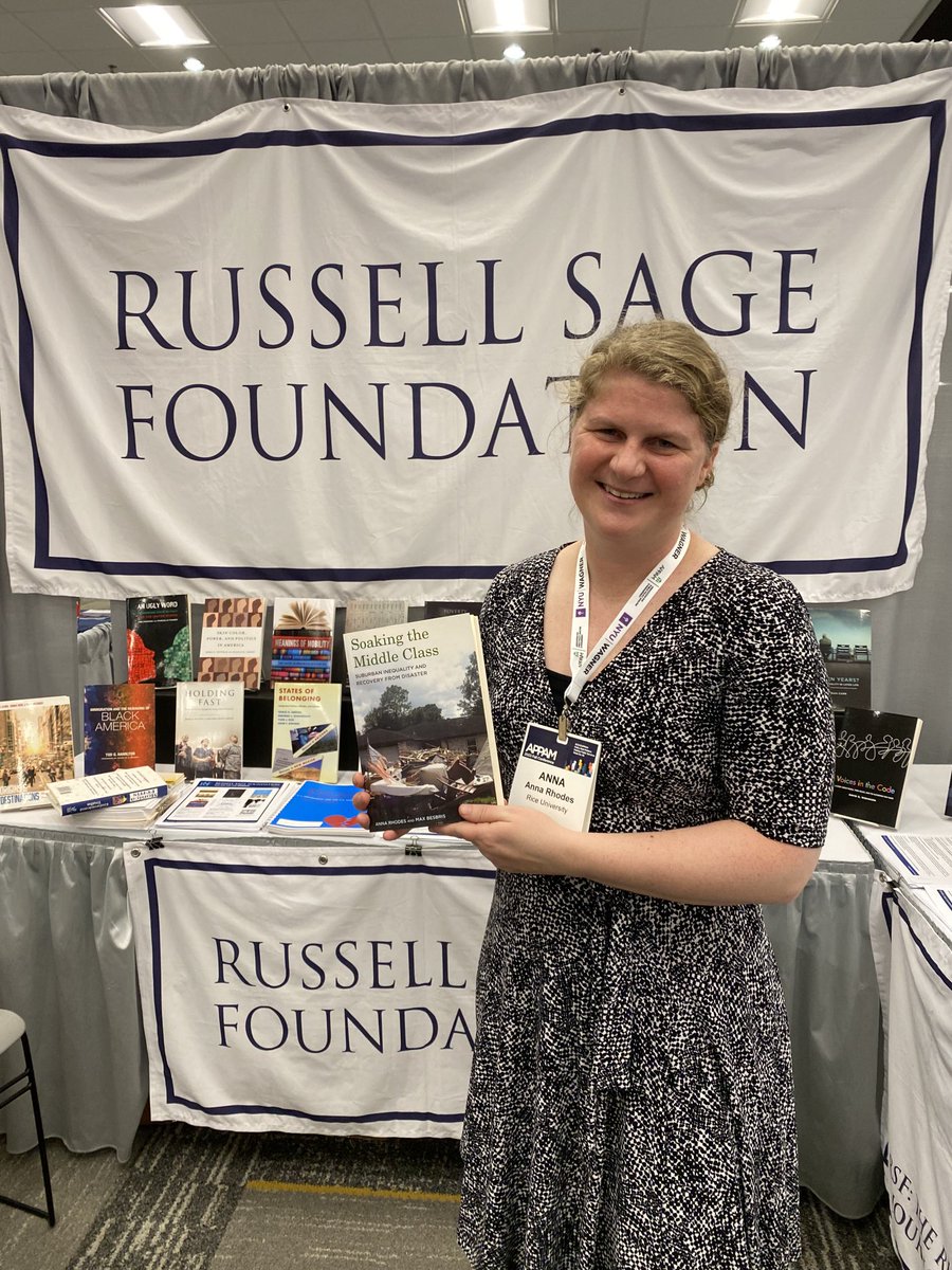 SuzanneNich's tweet image. Anna Rhodes stopped by our APPAM booth. Co author with Max Besbris of “Soaking the Middle Class” stop by and check it out. ⁦@RussellSageFdn⁩ ⁦@anna_rhodes1⁩ #appam23 #appam2023 ⁦@APPAM_DC⁩