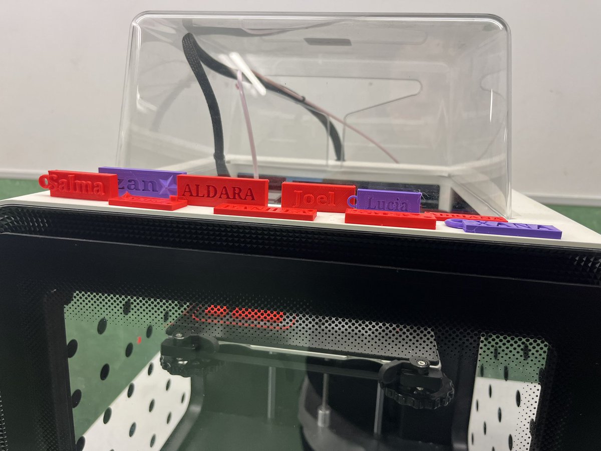 cienciaocruce's tweet image. 3D printers are on fire today printing all the children&apos;s designs 💪🏻💡 #digitalweek