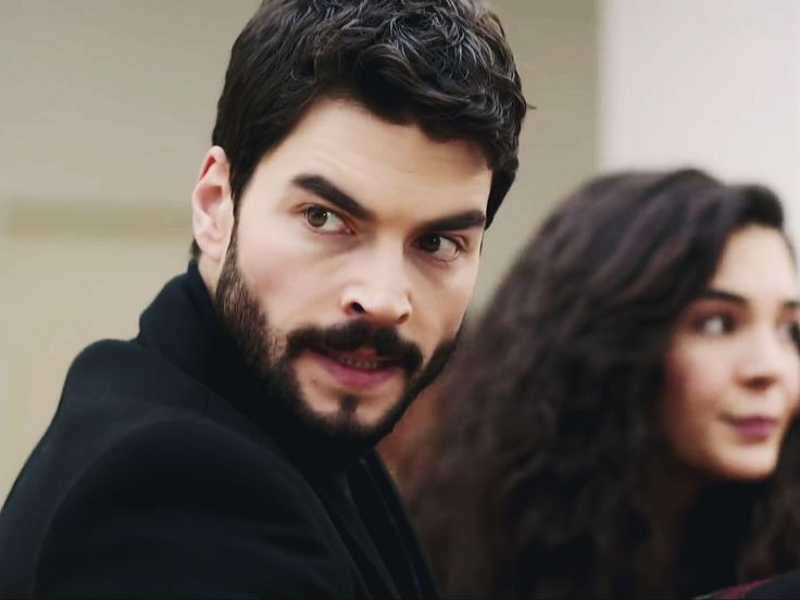 #reymir 🧡🖤