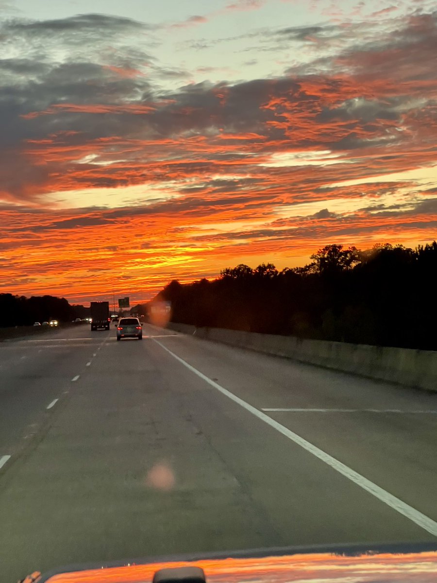 Chasing the sunset 🌅