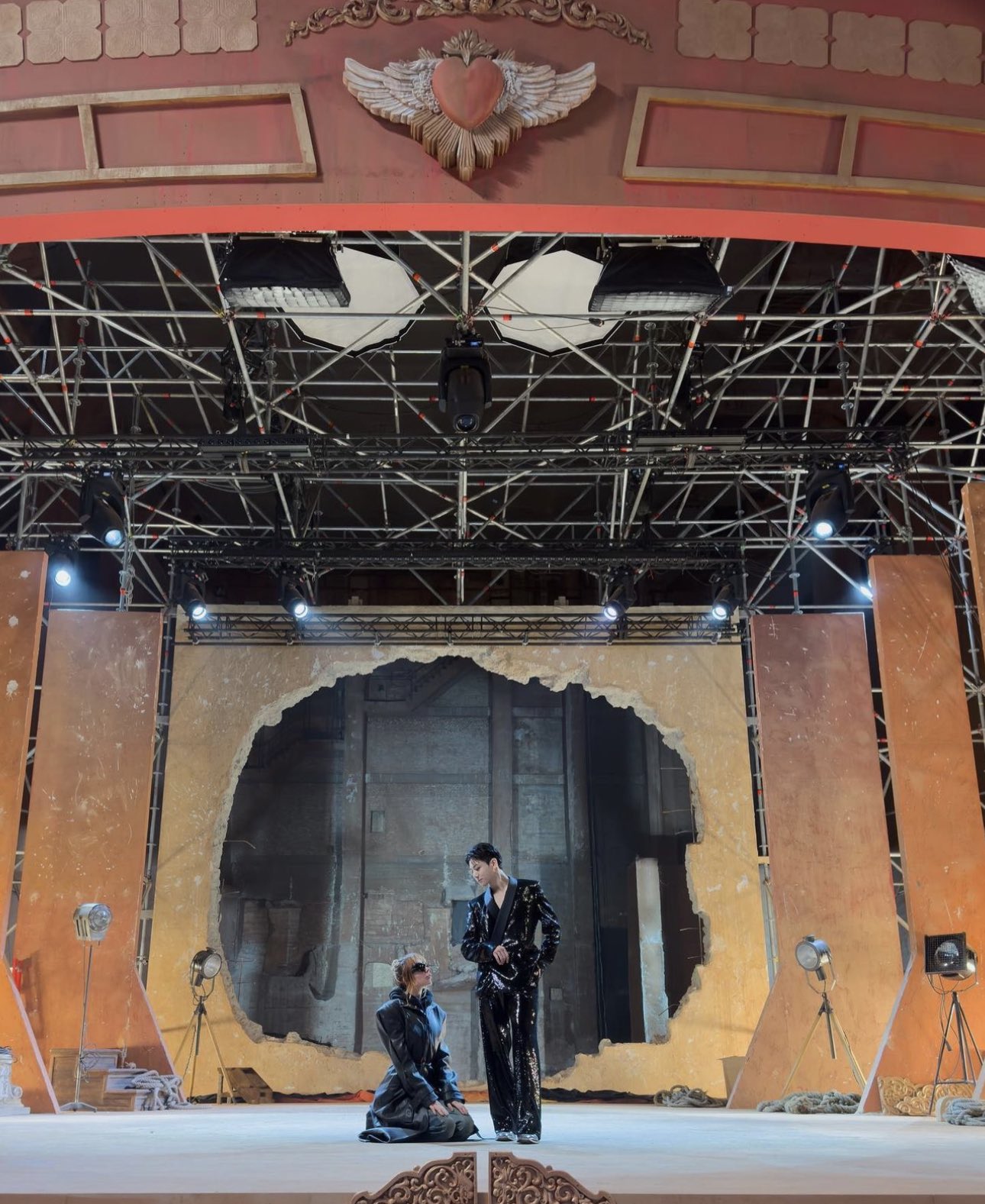 F-fy8EiacAAwEAo?format=jpg&name=large