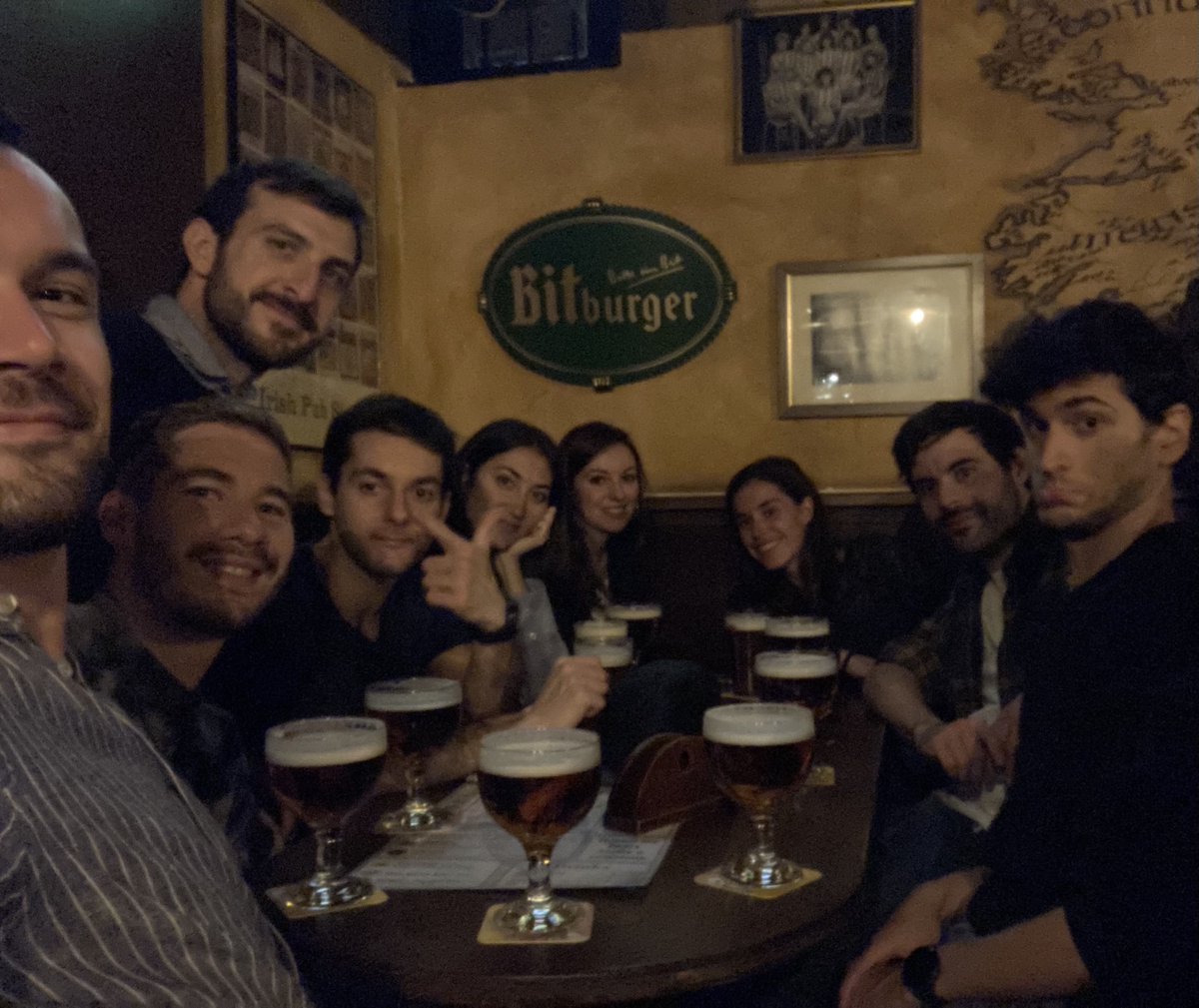 Thrilled to announce that I've joined the @LuisaDeCola8 Lab at @MarioNegriIRCCS and @LaStatale as a postdoctoral researcher. Kicked off this exciting journey with a fantastic group pizza and beer session.