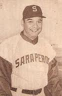 9 noviembre 1931.- Nace en Laredo, Texas, Tomás Herrera Olachea, quien sería el primer mánager del equipo de béisbol “Saraperos de #Saltillo”.