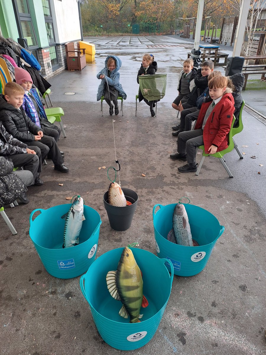 It was great to return to @mesne_lea, the children in Yr 2 enjoyed the Magnet Fishing Game, and gave some brilliant answers talking about the different fish they caught! @ReelEducationUK @AnglingTrust @MrsYates_AC @TYCoaching10 @MrsFosterTweets @Mrs_Stott1