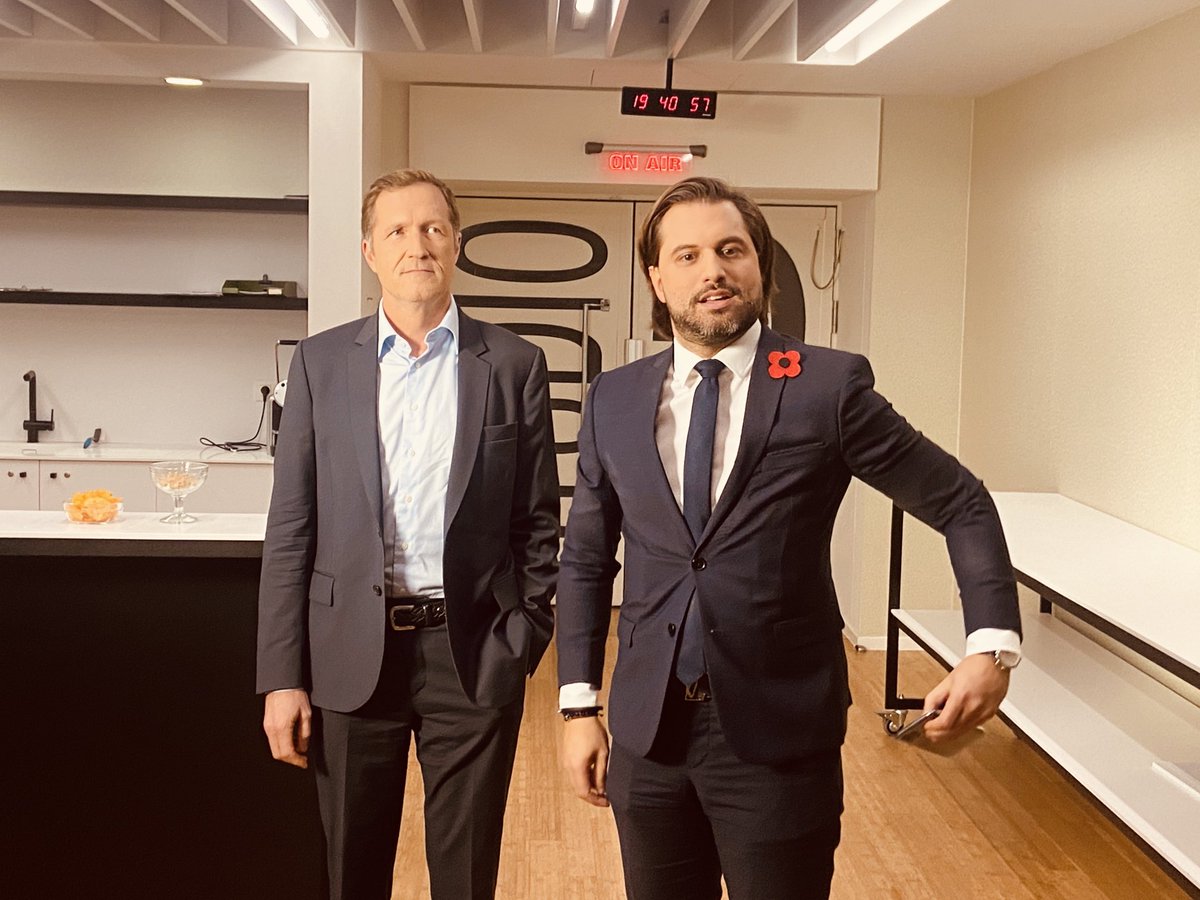 In de coulissen van RTBF. Aan Franstalige kant kijken ze erg uit naar dit debat. #terzaketv kijkt mee. Tot zo! 

⁦<a href="/PaulMagnette/">Paul Magnette</a>⁩ ⁦<a href="/GLBouchez/">Georges-L BOUCHEZ</a>⁩ ⁦<a href="/tgadisseux/">Thomas Gadisseux</a>⁩