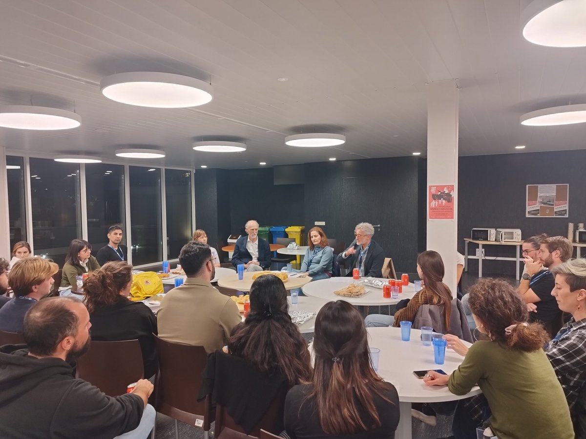 Un placer charlar sobre salud mental con los psiquiatras Rafael Tabarés y Rosana Corral en el <a href="/BSC_CNS/">BSC-CNS</a>. Un tema urgente sobre el que vamos hablando mas, pero siguen faltando pedagogía y sobretodo recursos públicos