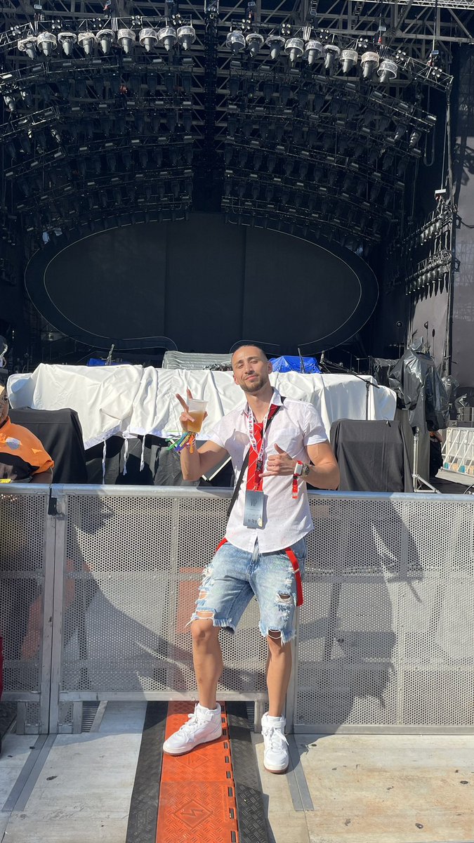 ᴅᴀɴɪᴇʟ ʜᴀʜɴ tweet media