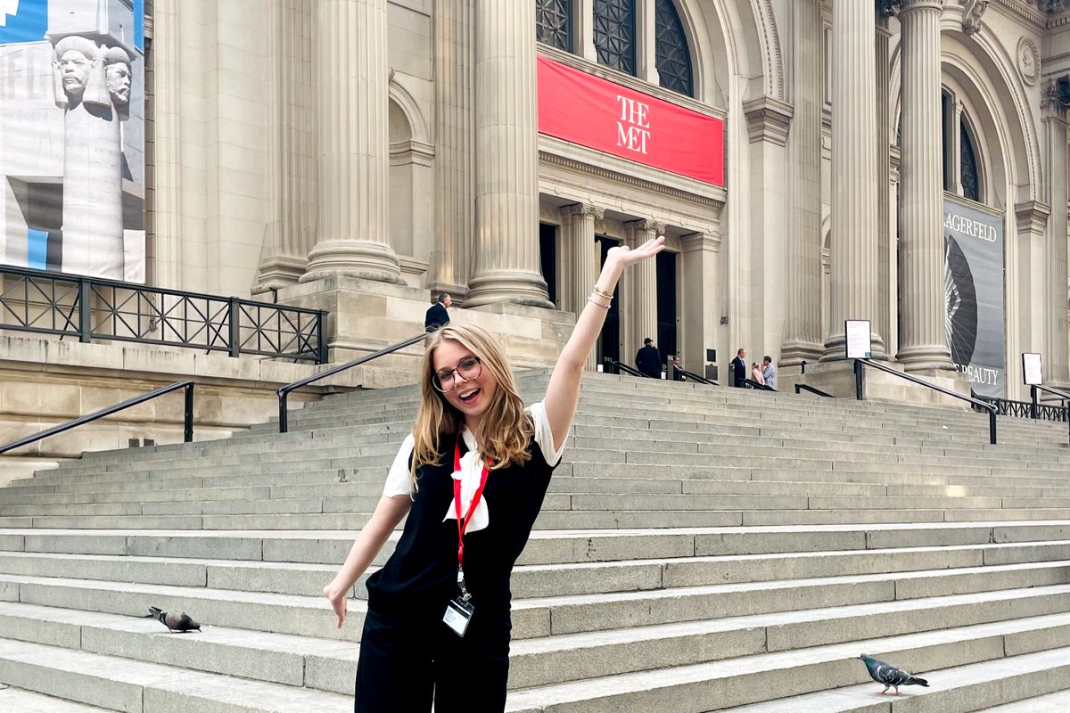 MSUCAL's tweet image. Laine Lord, a @michiganstateu senior double majoring in Art History and Visual Culture and French, spent her summer as a curatorial intern at the Metropolitan Museum of Art in New York City. She's now using those experiences at the @MSUBroad on campus. cal.msu.edu/news/msu-stude…