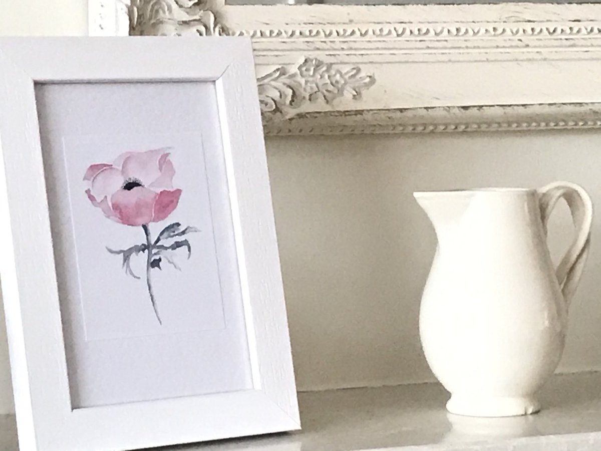 How about a pretty pink anemone decorative framed print as a gift for your sister this Christmas? #womaninbizhour cardsbymormorjan.etsy.com/listing/926340… #MHHSBD #SMILEtt23 #CraftBizParty ⁦@TheCraftersUK⁩