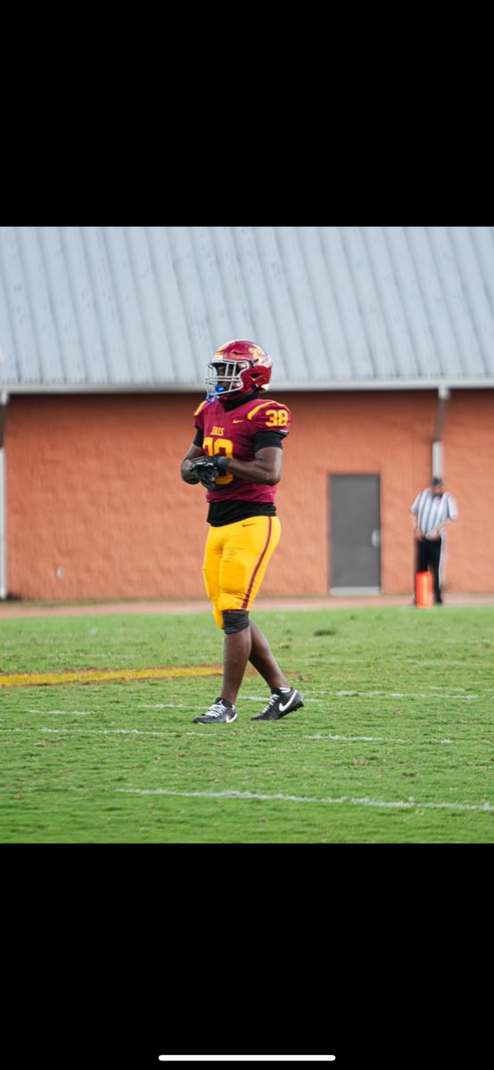 kennon_loftin's tweet photo. Freshman Season✅ 32 Tackles, 7 Tackles for loss , 1 Interception, 3 pass break ups , 3 Quarterback hurries. Third season playing football! Check out my Highlights!🙏🏽#AGTG https://t.co/MMN16uVil2 https://t.co/wVWEcJ1kYY