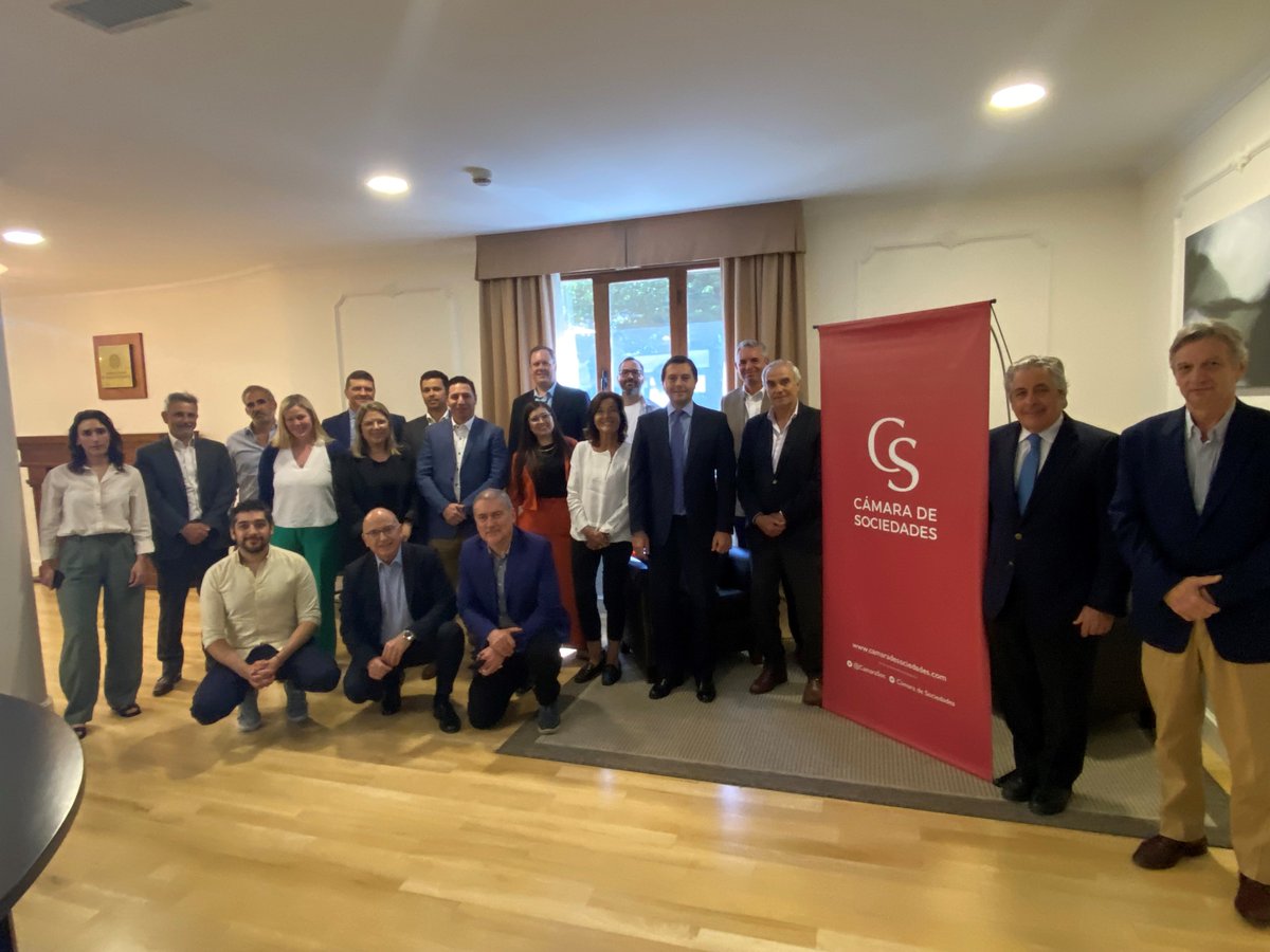 📢Inauguramos el Consejo Consultivo de Asuntos Laborales de la Cámara de Sociedades!👥👏🏻

Durante la reunión se trataron los objetivos y principales temas a desarrollar del nuevo consejo.

Participá del consejo: camaradesociedades@camaradesociedades.com