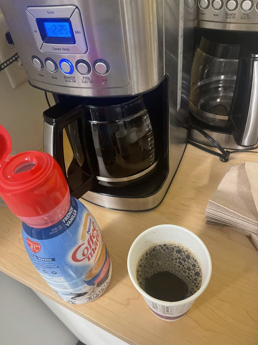 abjeezy's tweet photo. #cupofcoffee 
Just needed a cup https://t.co/wlw82ZCNbC
