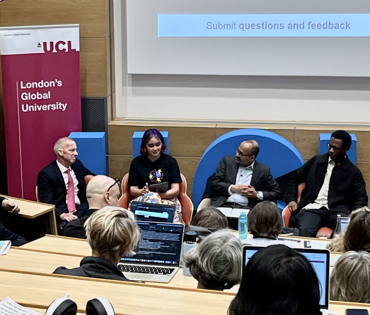 #DisagreeingWell event @ucl happening right now. So important at the moment to find ways of disagreeing with civility and finding ways of coming together on and off campus. Disagreeing if often an opportunity to learn from each other. 
ucl.ac.uk/disagreeing-we…