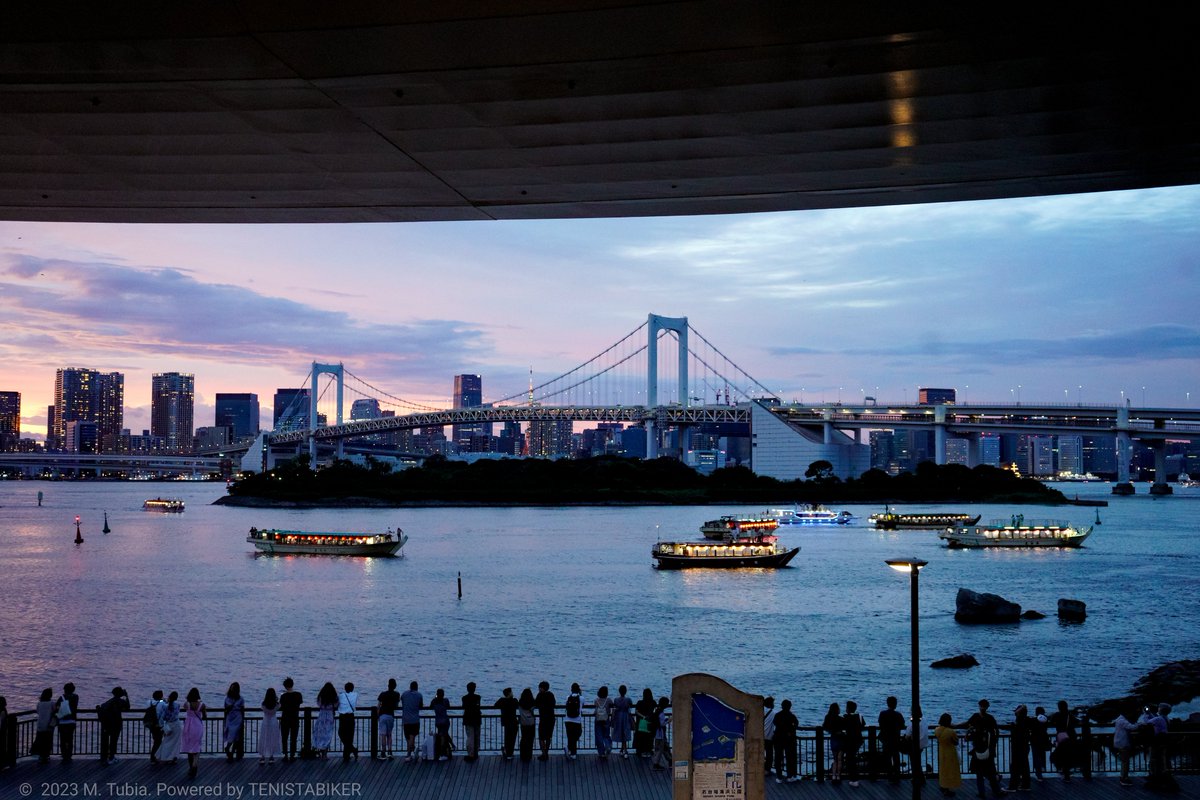 Rainbow Bridge Observation Deck レインボーブリッジ展望台 #Odaiba #Tokyo #Japan 🇯🇵 🌈 
maps.app.goo.gl/bK4TtKexvtsfmY…