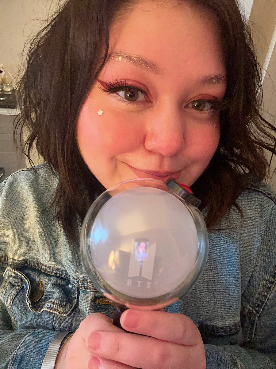 sky 🪭 tweet media