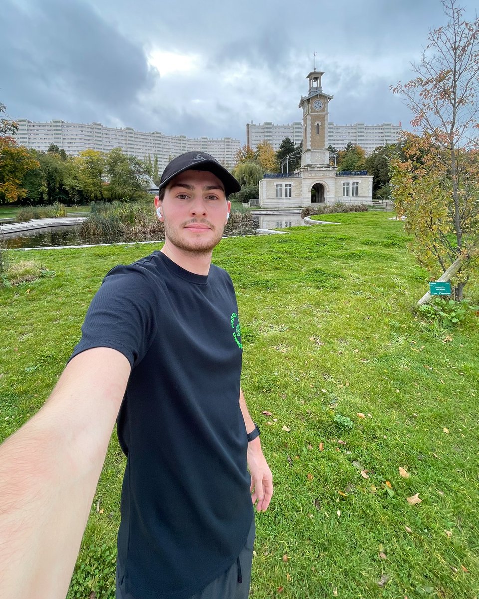 Course à pied 🏃🏻‍♂️

Insta : instagram.com/fargiervalentin ⬅️
#running #lifestyle #entertainment