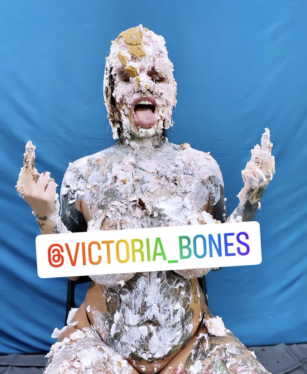 SlapstickBabes's tweet photo. How it started and how it ended. #wam #sploshing https://t.co/5THcPXkKwh