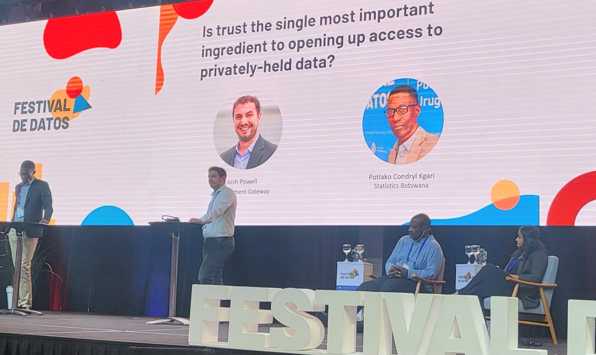 Our of his comfort zone (after just publishing a blog on how increasing trust can help deliver the 2030 Agenda) @JoshuaCPowell from @DGateway argues that value and a legal framework is more important than trust when opening up privately-held data. #FestivaldeDatos