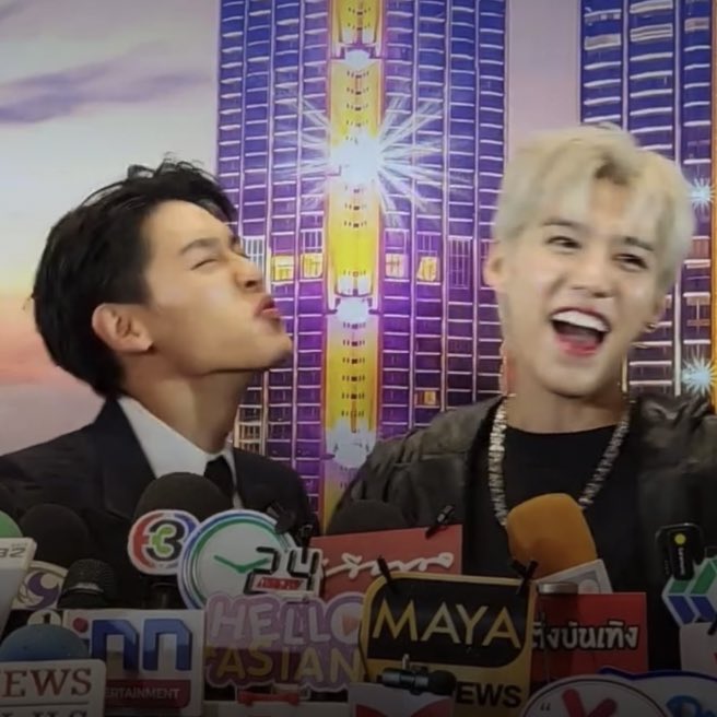 ค่าตอบแทนสำหรับพีพีคนเดียว ที่ขึ้นคอนบิวกิ้น “จุ๊ปปปปปปป” 😘🤭