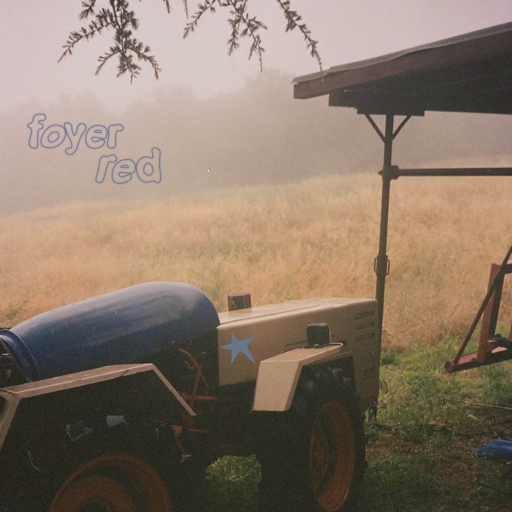 🚜 we’re so excited to announce that @foyerred are back with two brand new singles - “Tallest Dogwood” and “Barkin’ up a Knot” 🚜

listen here: 
↳ found.ee/foyer_dogwood 

+ catch them on tour this december!

tickets: 
↳ songkick.com/artists/101787…