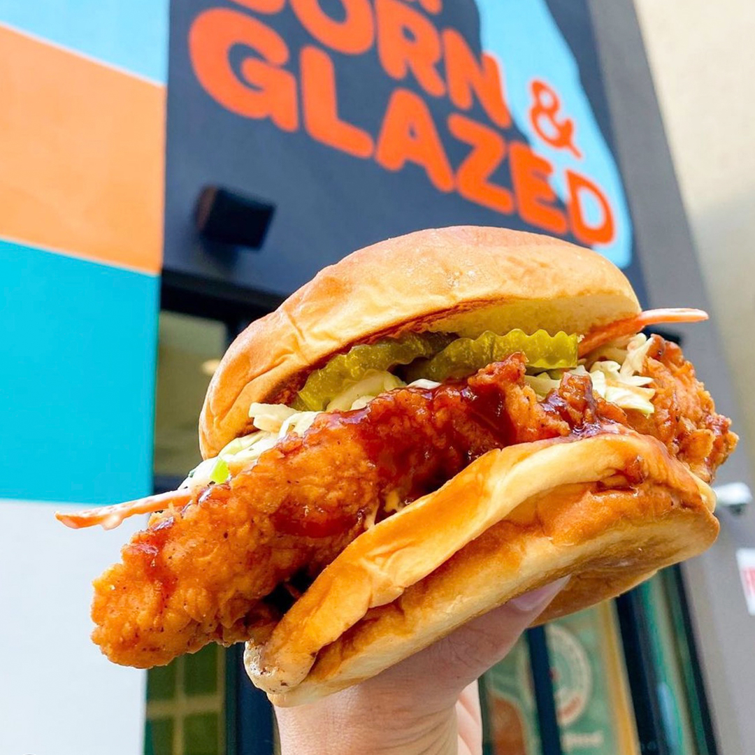 Time to get FUNKY! 🕺🐔

Crispy fried and topped with ranch slaw, BBQ sauce, spicy mayo, and B&amp;B pickles - 𝐓𝐡𝐞 𝐅𝐮𝐧𝐤𝐲 𝐂𝐡𝐢𝐜𝐤𝐞𝐧 𝐒𝐚𝐦𝐦𝐢𝐞 is precisely what you order when #NationalChickenSandwichDay hits!

📸 @goepicurista