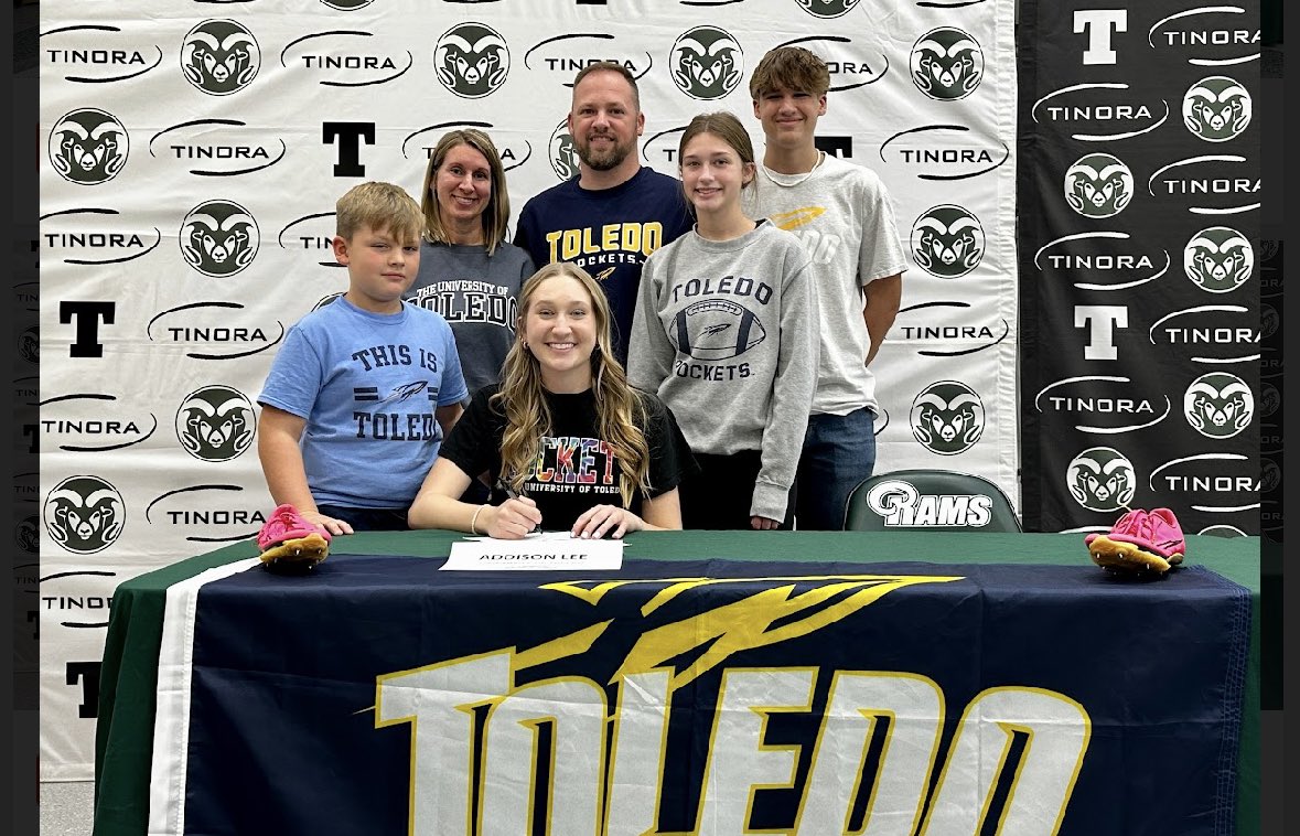 ‼️A look back to yesterdays National Signing Day: 

👏🏼Congratulations to Addison Lee! She will be attending the University of Toledo! 

🐏 Go Rams!