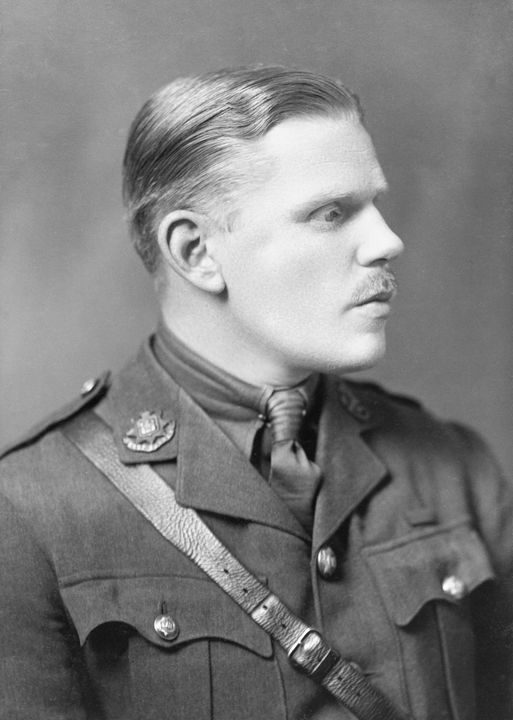 Near Ypres in 1915, Second Lieutenant Benjamin Handley Geary held the top of Hill 60 against heavy artillery and bomb attacks. He served as Sergeant-at-Arms in Ontario's Legislature from 1947 to 1976 #RemembranceDay #LestWeForget #CanadaRemembers