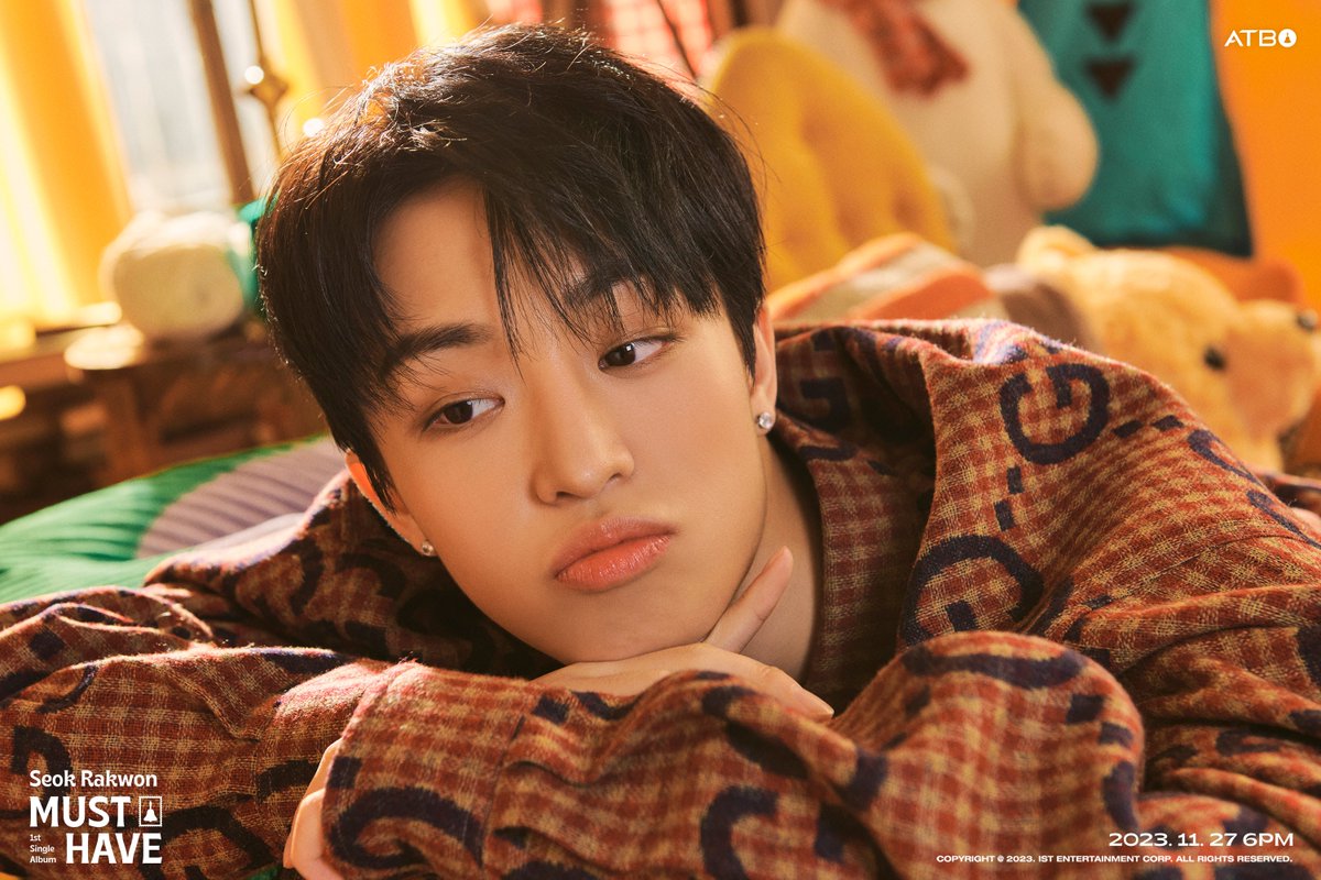 ATBO 1ST SINGLE ALBUM
[MUST HAVE]

CONCEPT PHOTO
- SEOK RAKWON

2023. 11. 27. 6PM

#ATBO #에이티비오
#석락원 #SeokRakwon
#MUST_HAVE