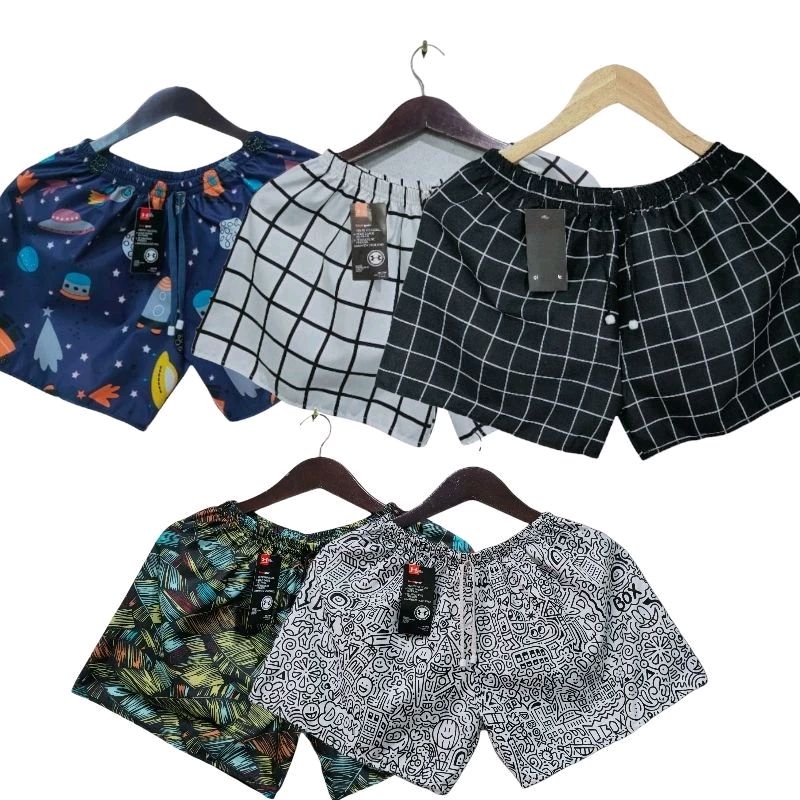 Cek boxer distro remaja dewasa/celana pendek pria/celana dewasa dengan harga Rp15.000. Dapatkan di Shopee sekarang! shope.ee/7KWDfud7V9?sha…