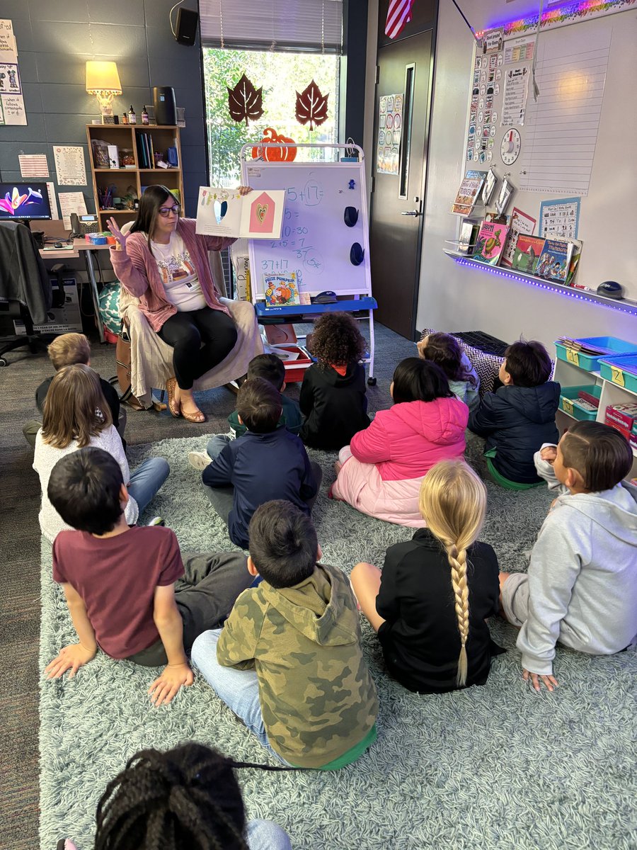 MrsVRea's tweet photo. Thank you to our last 3 Mystery Readers! The kids are always so surprised and love having family members read to us ❤️📚❤️📚@HumbleISD_WHE @HumbleISD https://t.co/ux84walXUX