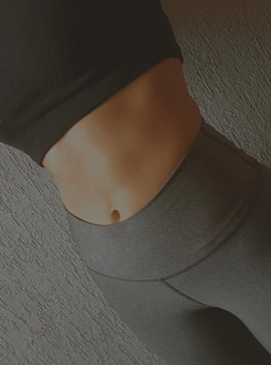 🐅🌻 tweet media